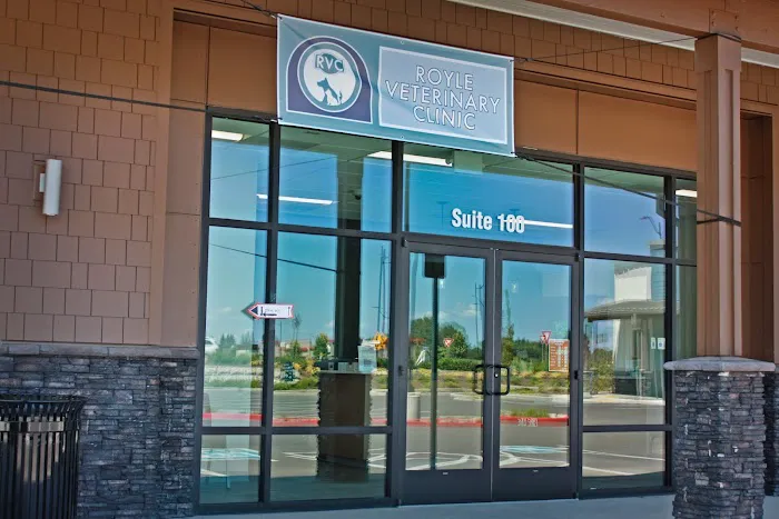 Royle Veterinary Clinic Picture 9