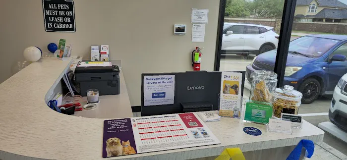 PetLife Urgent Care & Wellness Center Picture 8