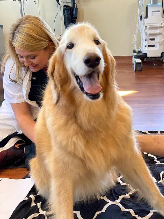 Sienna Plantation Animal Hospital Picture 3