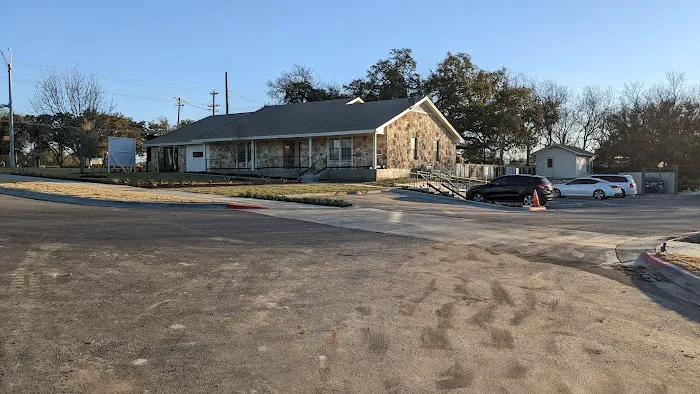 Emergency Animal Hospital of Crystal Falls Picture 3