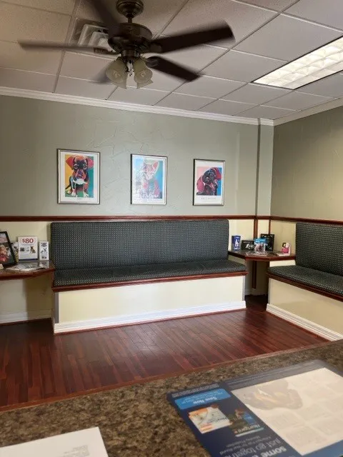 Pavillion Animal Hospital Picture 7