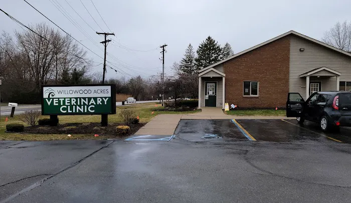 Willowood Acres Veterinary Clinic Picture 2