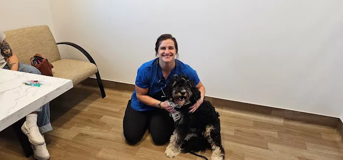 Empire Ranch Veterinary Hospital Picture 3