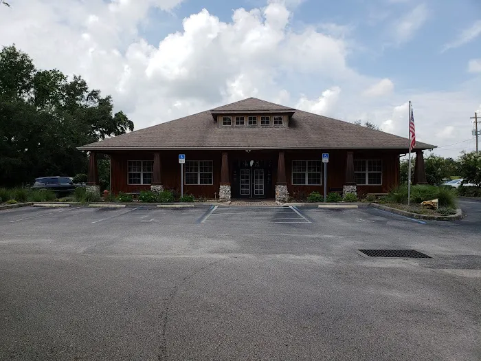 Dillard Brian DVM Picture 1