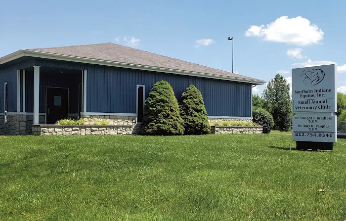 Southern Indiana Equine Small Animal Clinic Picture 1