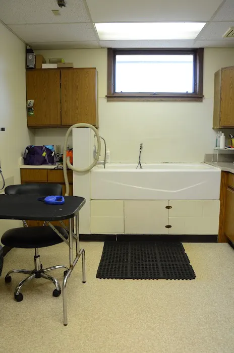 Shell Animal Clinic Picture 8