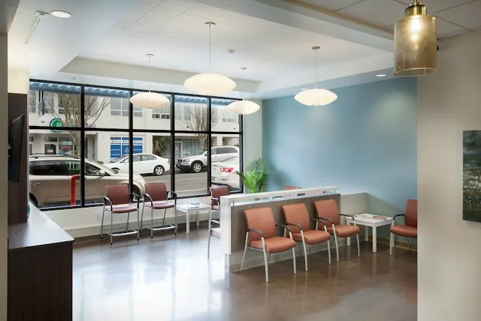 Fifth Avenue Animal Hospital Picture 2
