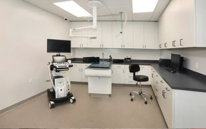 CASE Animal Hospital Picture 8