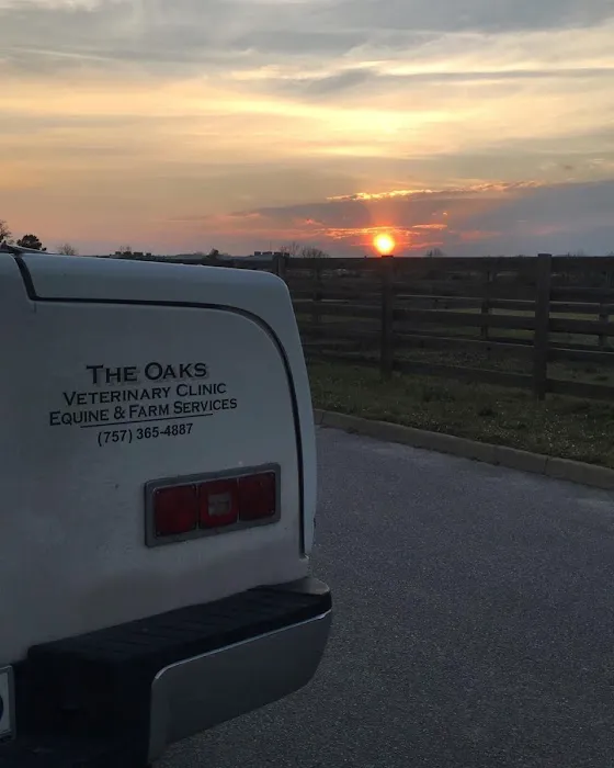 Oaks Veterinary Equine & Farm Picture 1