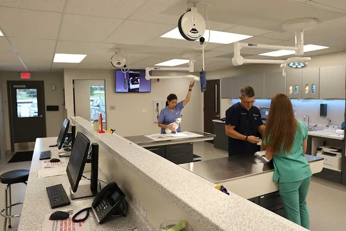 Mercy Veterinary Hospital Picture 9