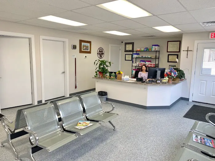 Packsaddle Veterinary Clinic Picture 1