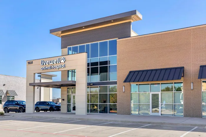 Livewell Animal Hospital of Little Elm Picture 3