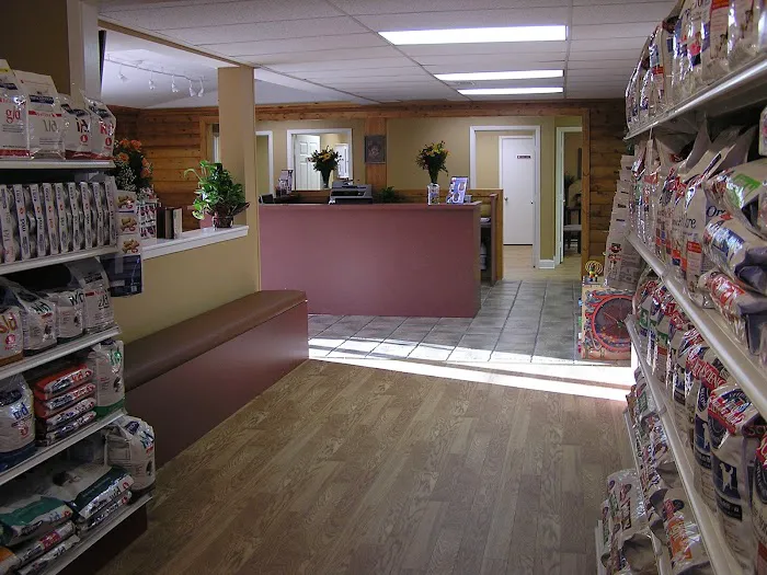 Lakeshore Animal Clinic - Boarding & Grooming Picture 4