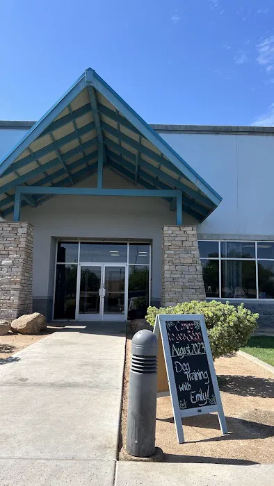 Deer Creek Animal Hospital & Pet Resort Picture 5