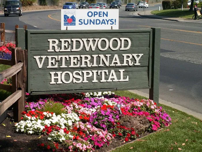 Redwood Veterinary Hospital Picture 1