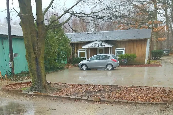 Lakeland Animal Clinic Picture 1