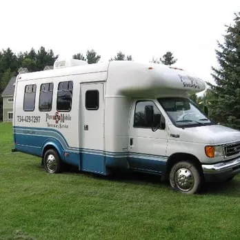 PAWS Mobile Veterinary Services Picture 1