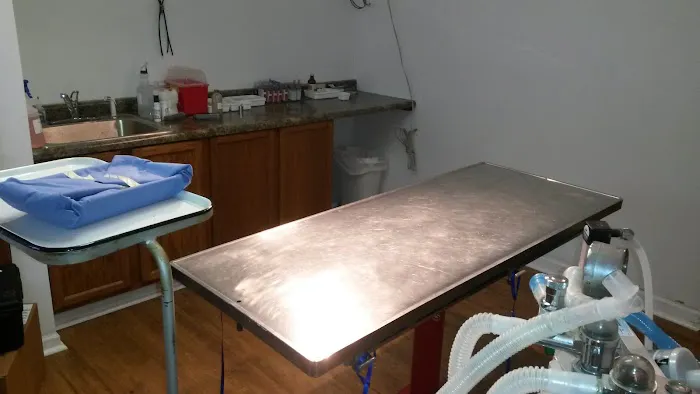 Eel River Veterinary Clinic Picture 3
