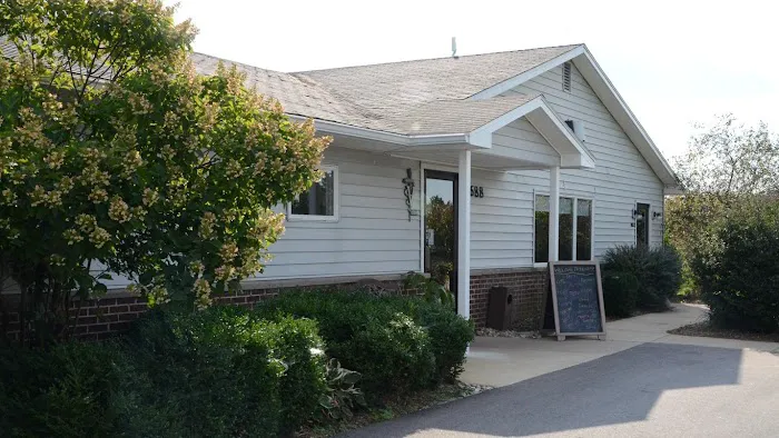 Twelve Mile Veterinary Clinic Picture 1