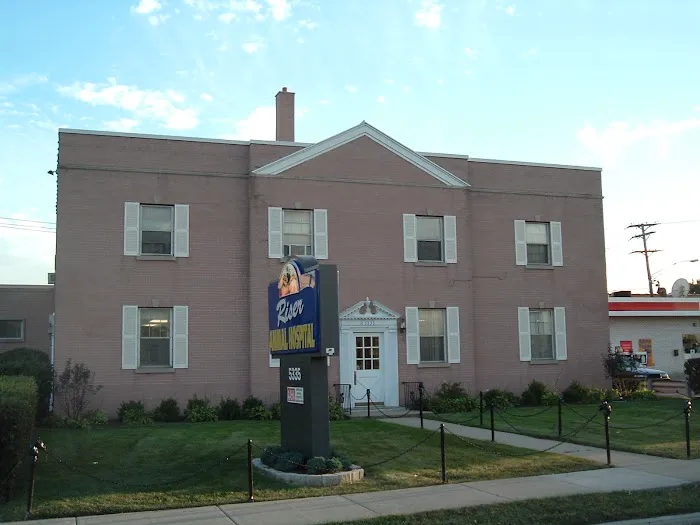 Riser Animal Hospital Picture 8