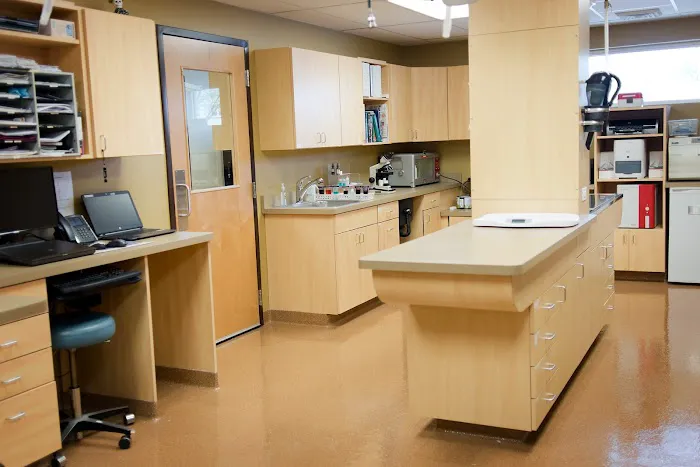 Chicago Exotics Animal Hospital Picture 8