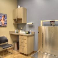 Berglund Animal Hospital ico