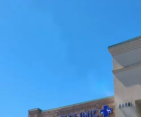 Martha Lake Vet Clinic