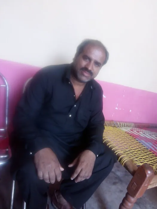Dr. Qadeer Picture 1