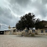 Tow Veterinary Services ico