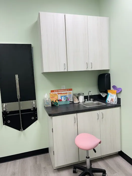 North 78 Pet Hospital Picture 6