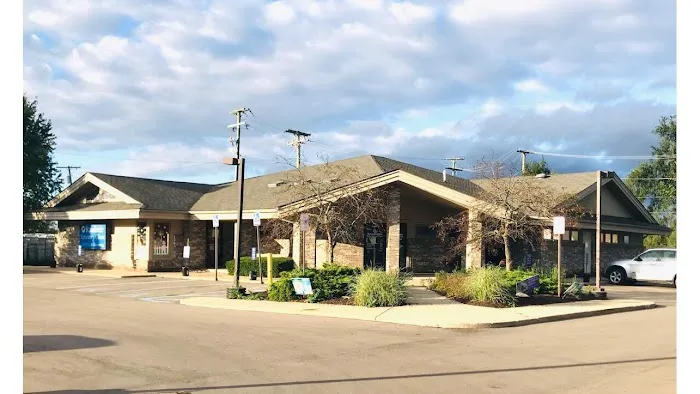 Roadside Veterinary Clinic Picture 8