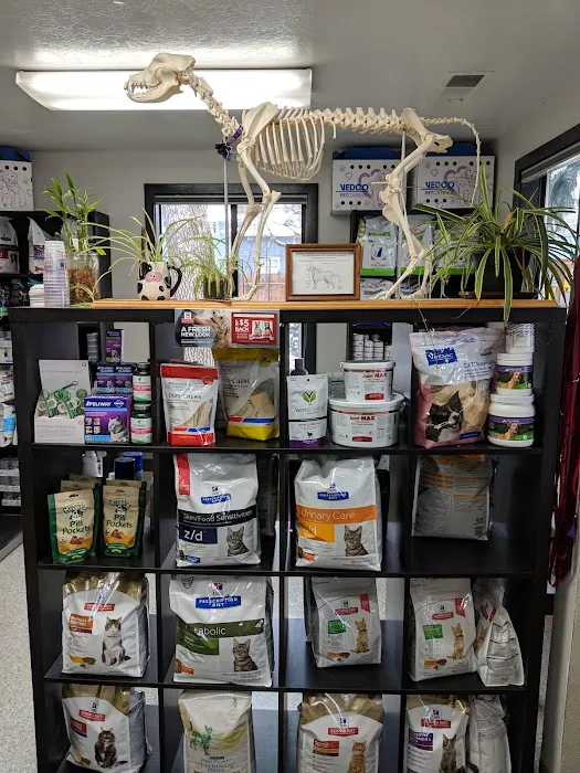 Abiqua Animal Clinic Picture 7