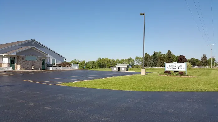 Schoolcraft Veterinary Clinic: Sauer Paula DVM Picture 4