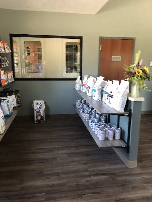 County Seat Veterinary Hospital Picture 2