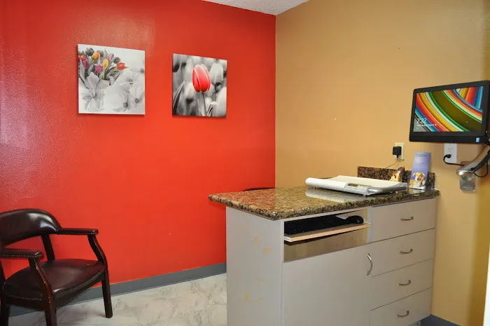 Nohl Ranch Animal Hospital Picture 4