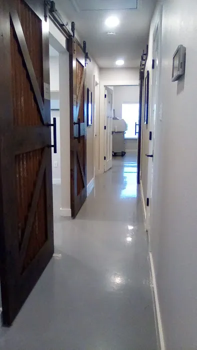 Texas Republic Veterinary Hospital Picture 9