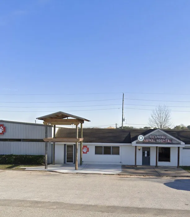 Richmond Animal Hospital Picture 2