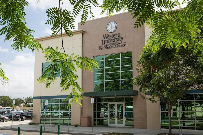 WesternU Pet Health Center Picture 2
