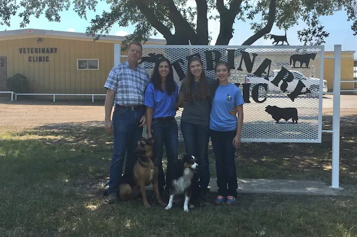 Wills Point Veterinary Clinic Picture 2