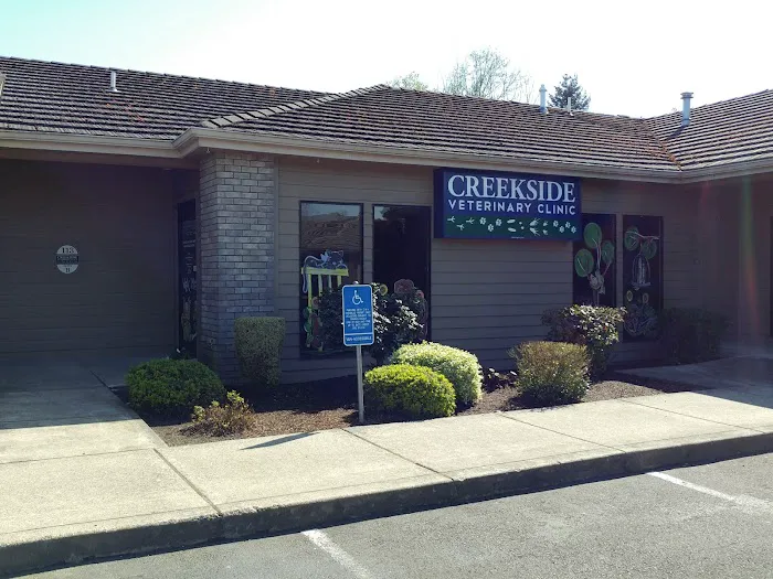 Creekside Veterinary Clinic Picture 2