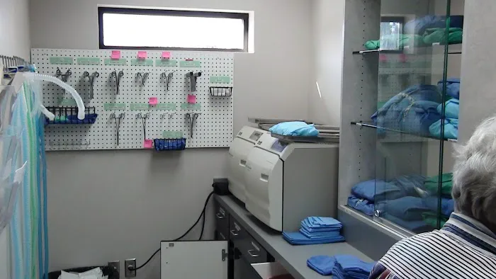 Oregon Humane Society Salem Veterinary Clinic Picture 4