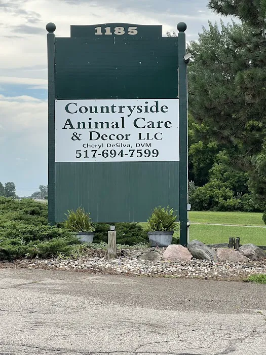 Countryside Animal Care & Decor, LLC Mason, MI Dr. Cheryl DeSilva Picture 2