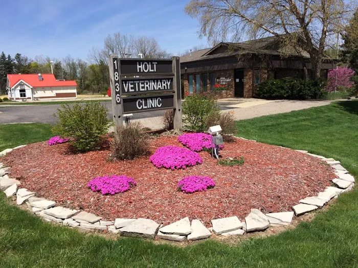 Holt Veterinary Clinic Picture 2