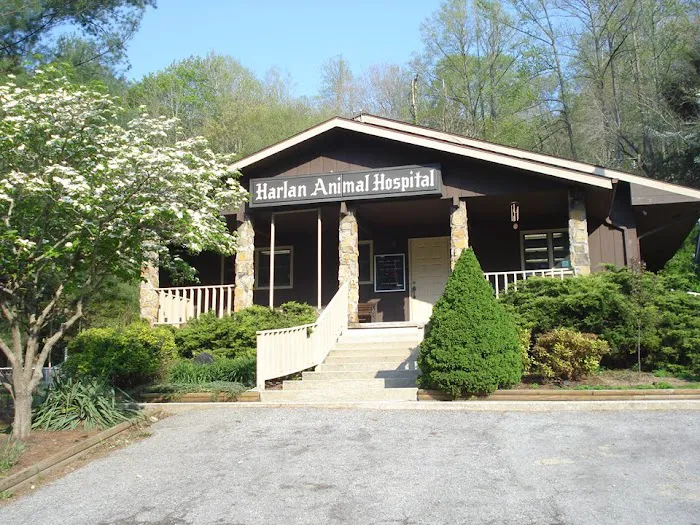 Harlan Animal Hospital Picture 3