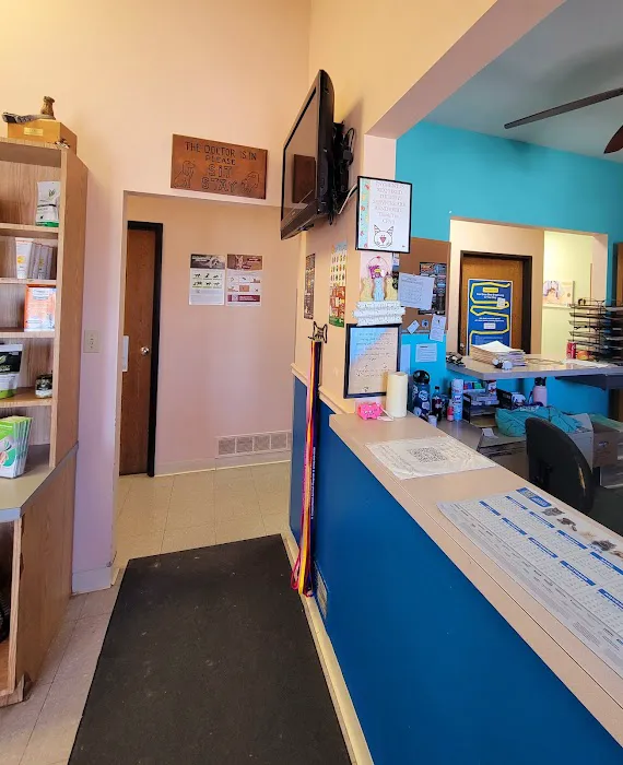 Crown Point Animal Hospital Picture 9