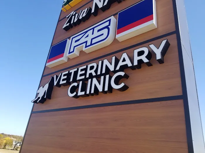 Grounds For Hounds Veterinary Clinic Picture 6
