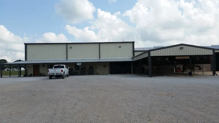 Outlaw Equine Hospital and Rehab Center Picture 9