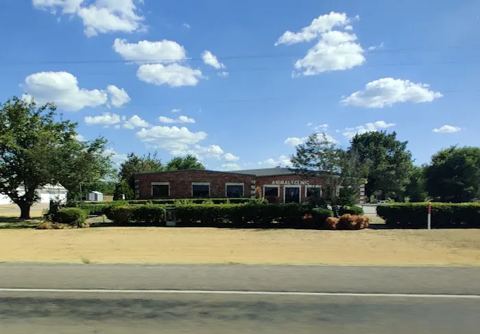 Van Zandt Veterinary Hospital Picture 2