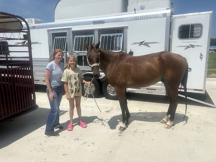 Sulphur River Veterinary Clinic Picture 4