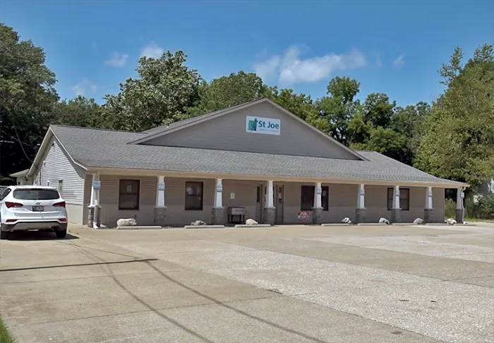 St Joe Veterinary Hospital, Inc Picture 9